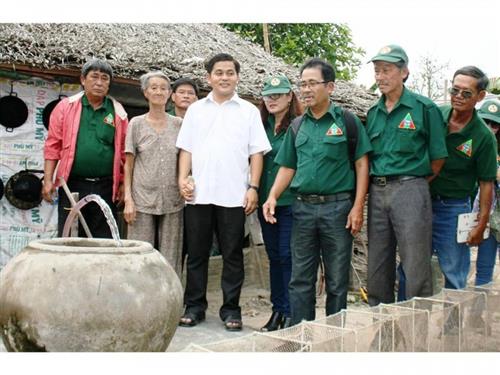 Nghĩa Sinh Sài Gòn, Phước Tuy và Phan Thiết giúp 10 giếng nước sạch cho gia đình 100 đồng bào nghèo tại Cù lao Hậu Bôi (Sóc Trăng)