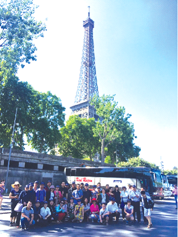 Tháp Eiffel, biểu tượng và niềm tự hào của nước Pháp.