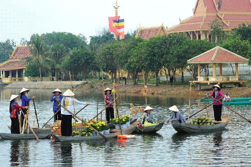 Tái hiện không gian sông nước tại Làng Văn hóa - Du lịch các dân tộc Việt Nam. Ảnh: MC 