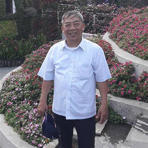 Cha Đaminh Nguyễn Đức Trung.