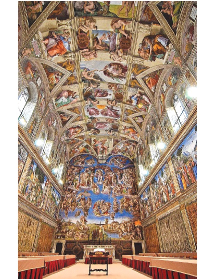 Nội thất nhà nguyện Sistine với hai tuyệt tác vĩ đại của Michelangelo. Ảnh: CTV