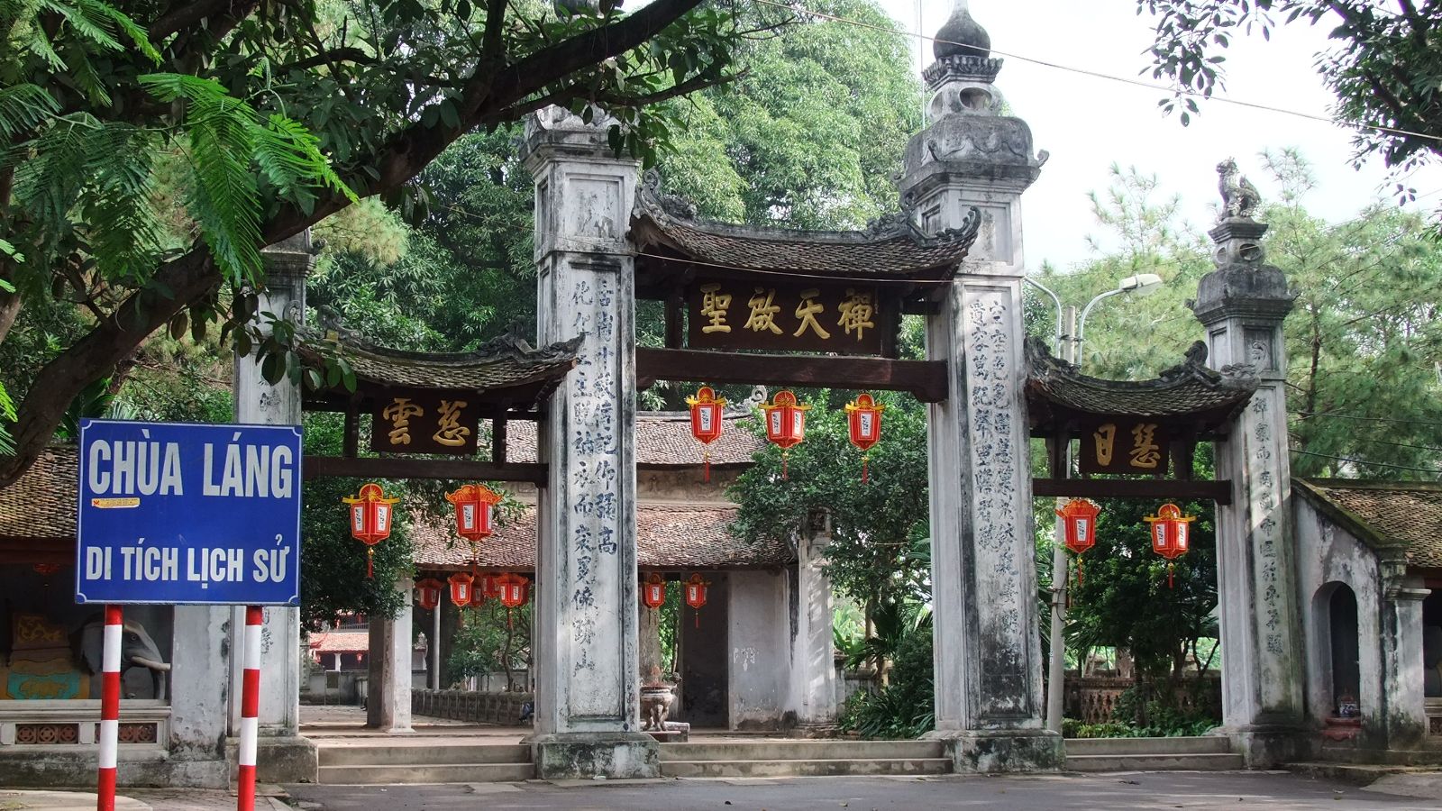 Chùa Láng đã từng được coi là ngôi chùa đẹp nhất ở phía tây thành Thăng Long xưa Ảnh: Bảo Nhi