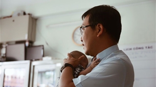 Vị linh mục cả đời “mua lại” những em bé bị nhiễm HIV