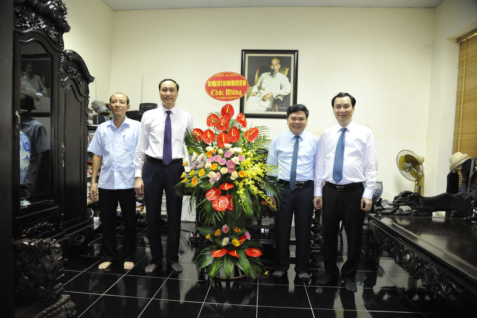 Đoàn Ủy ban Mặt trận Tổ quốc Việt Nam chúc mừng Báo Người Công giáo Việt Nam