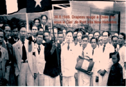 Lần đầu tiên lá cờ đỏ sao vàng tung bay trên bầu trời Tân Đảo ngày 30/6/1946. Ảnh: TL Ảnh: TL