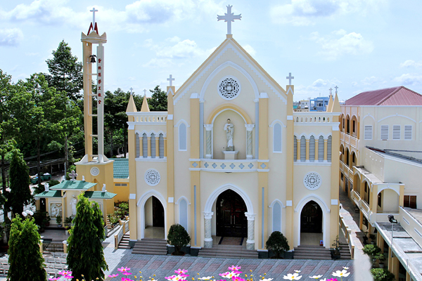 Nhà thờ giáo xứ Thánh Giuse Lao Công. Ảnh: CTV