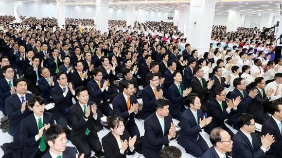 Buổi lễ thường niên của giáo phái Tân Thiên Địa tại Gwacheon - trụ sở chính. Ảnh: CTV