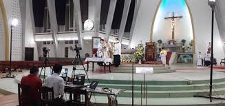 Quang cảnh thánh lễ thứ Tư tuần bát nhật Phục sinh ngày 15.4.2020 tại TGP Huế.