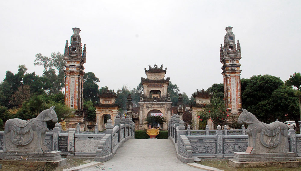 Đền thờ Cương quốc công Nguyễn Xí – công trình nghệ thuật tự tôn văn hóa Việt. Ảnh: Thanh Bình