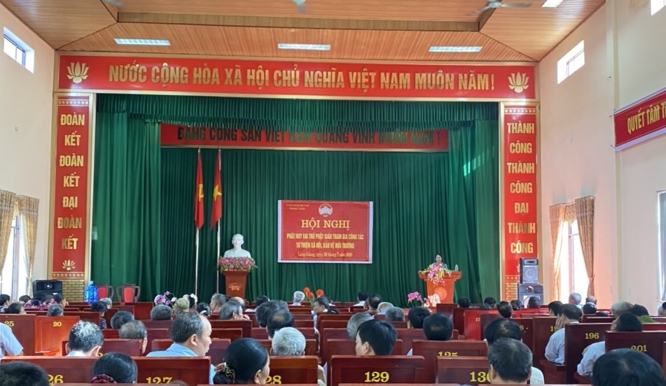 Quang cảnh hội nghị tuyên truyền phát huy vai trò Phật giáo tham gia bảo vệ môi trường ở Bắc Giang