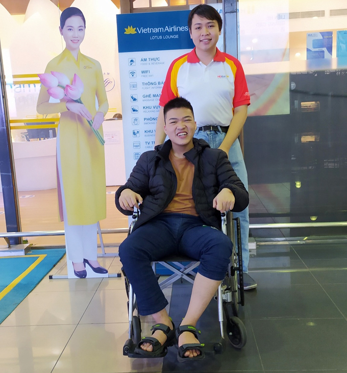 Nguyễn Đức Thuận trong chuyến vào Đà Nẵng làm đề cho kỳ thi Olympic Tin học miền Trung - Tây Nguyên. Ảnh: CTV