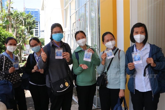 Các tu sĩ tình nguyện tham gia phòng chống dịch Covid -19 đợt 3 - chuyến 1, ngày 16/8, tại thành phố Hồ Chí Minh.