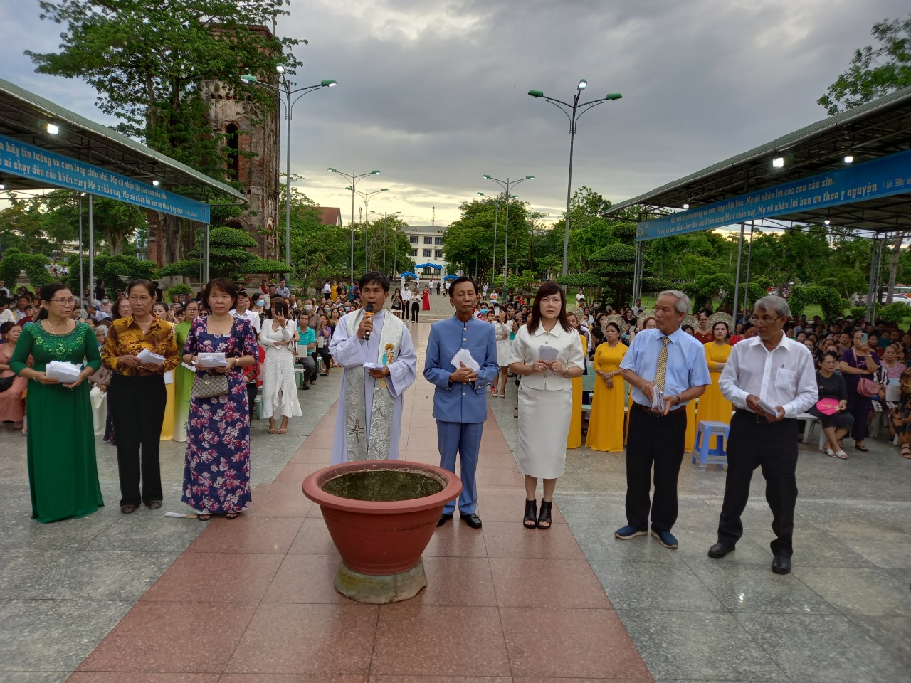 Như thường lệ hàng năm, cứ đầu tháng 6 là đoàn Hành hương Từ thiện Kiệm Tân - Xuân Lộc hành hương kính viếng Mẹ La Vang. 
