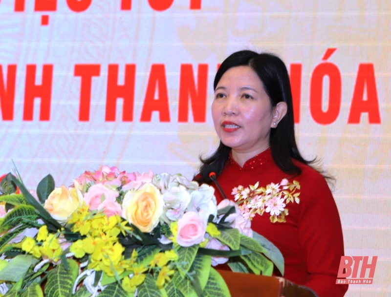 Trưởng Ban Dân vận Tỉnh ủy, Chủ tịch Ủy ban MTTQ tỉnh Phạm Thị Thanh Thủy phát biểu khai mạc. 