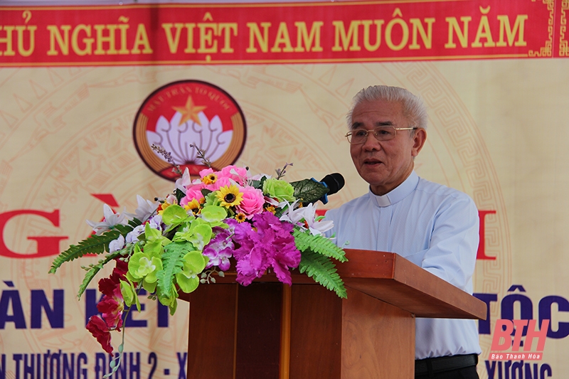 Linh mục Giuse Trần Xuân Mạnh phát biểu tại ngày hội.