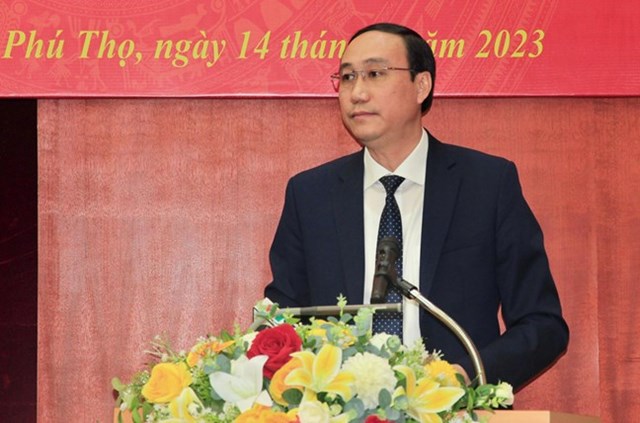 Phó Bí thư Tỉnh ủy Phùng Khánh Tài phát biểu nhận nhiệm vụ.