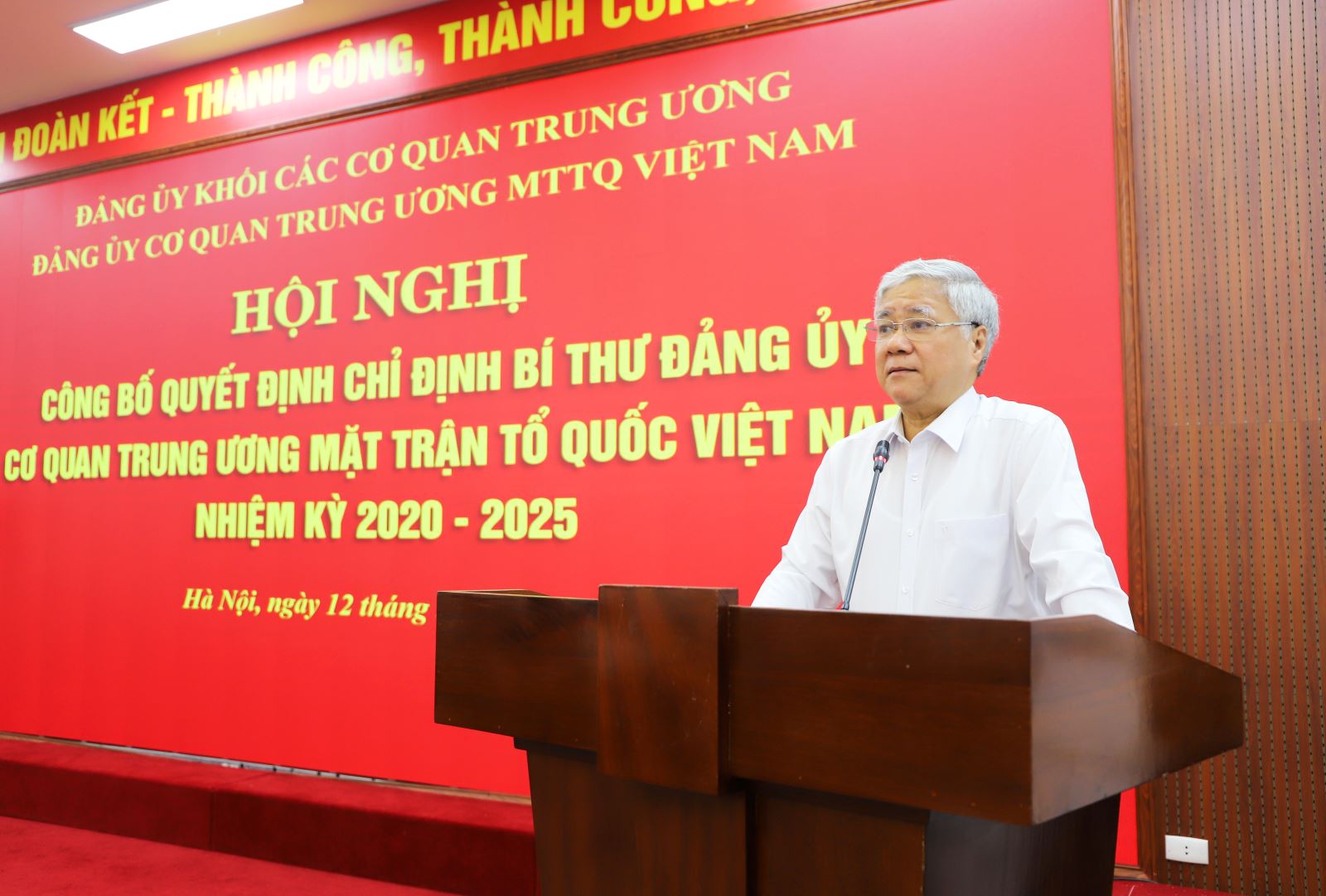 Bí thư Trung ương Đảng, Chủ tịch UBTƯ MTTQ Việt Nam Đỗ Văn Chiến phát biểu tại Hội nghị.