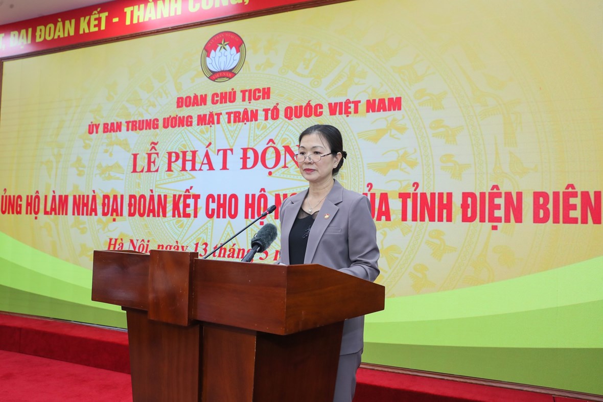 Phó Chủ tịch UBTƯ MTTQ Việt Nam Trương Thị Ngọc Ánh phát biểu tại Lễ phát động. 