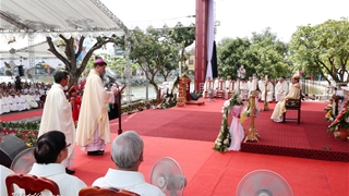 Thánh lễ truyền chức Giám mục giáo phận Phát Diệm