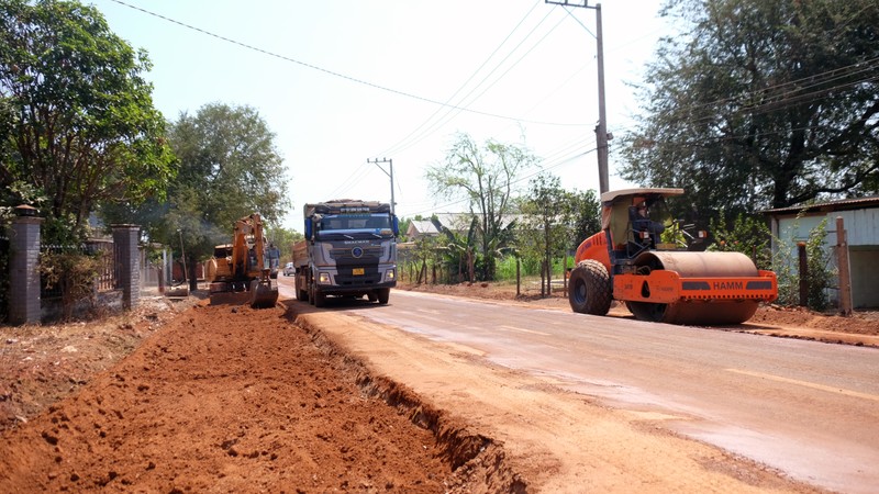  Dự án nâng cấp, mở rộng đường giao thông kết nối vùng khó khăn đến trung tâm huyện Bù Đốp.