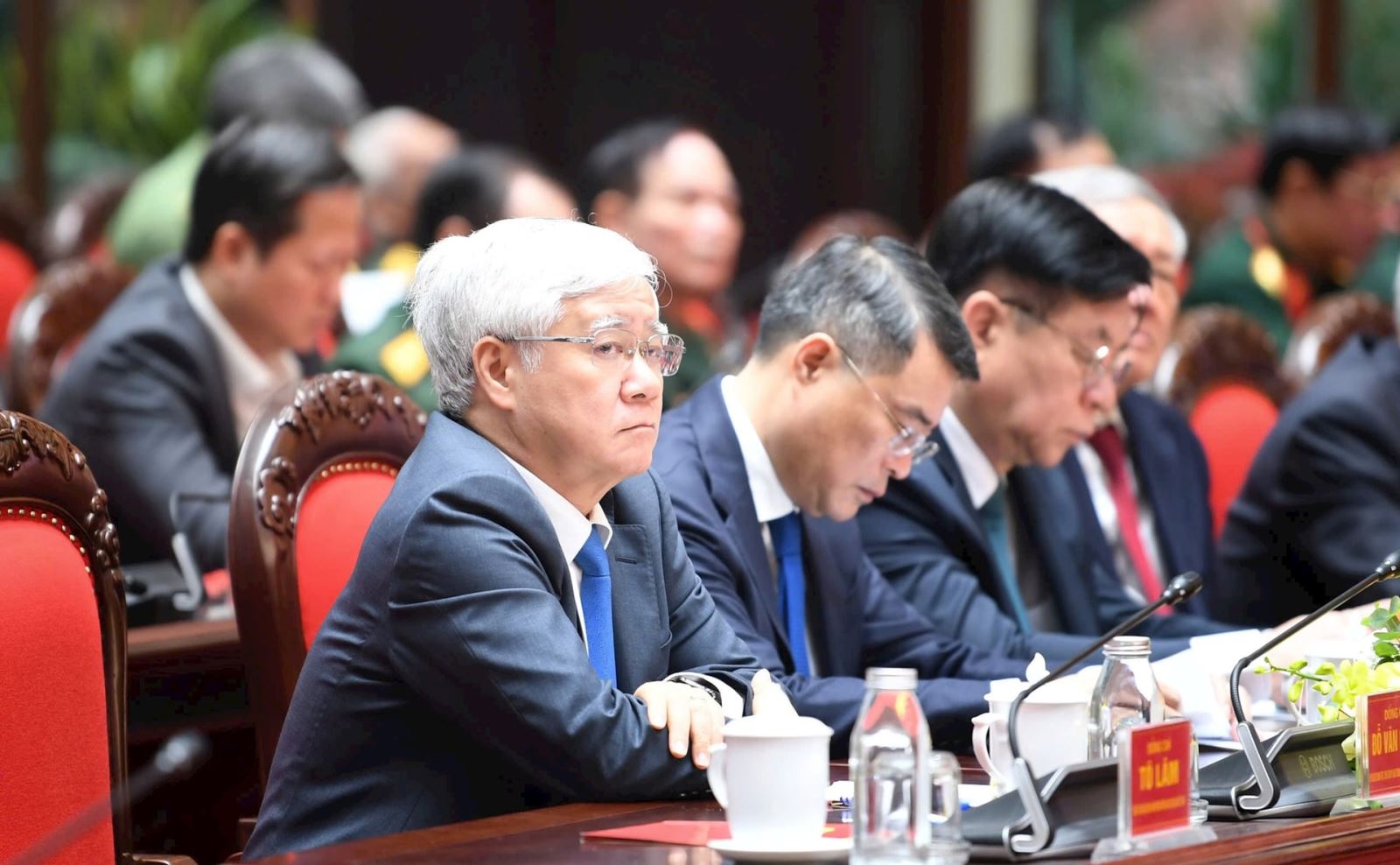 Chủ tịch Ủy ban Trung ương Mặt trận Tổ quốc Việt Nam Đỗ Văn Chiến dự buổi gặp mặt các đại biểu đại diện cho các cựu chiến binh, cựu thanh niên xung phong, dân quân tự vệ tham gia cuộc kháng chiến chống Mỹ cứu nước tại Hà Nội. Ảnh: Phú Sơn