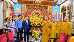 Lan tỏa tình yêu thương trong mùa Phật đản