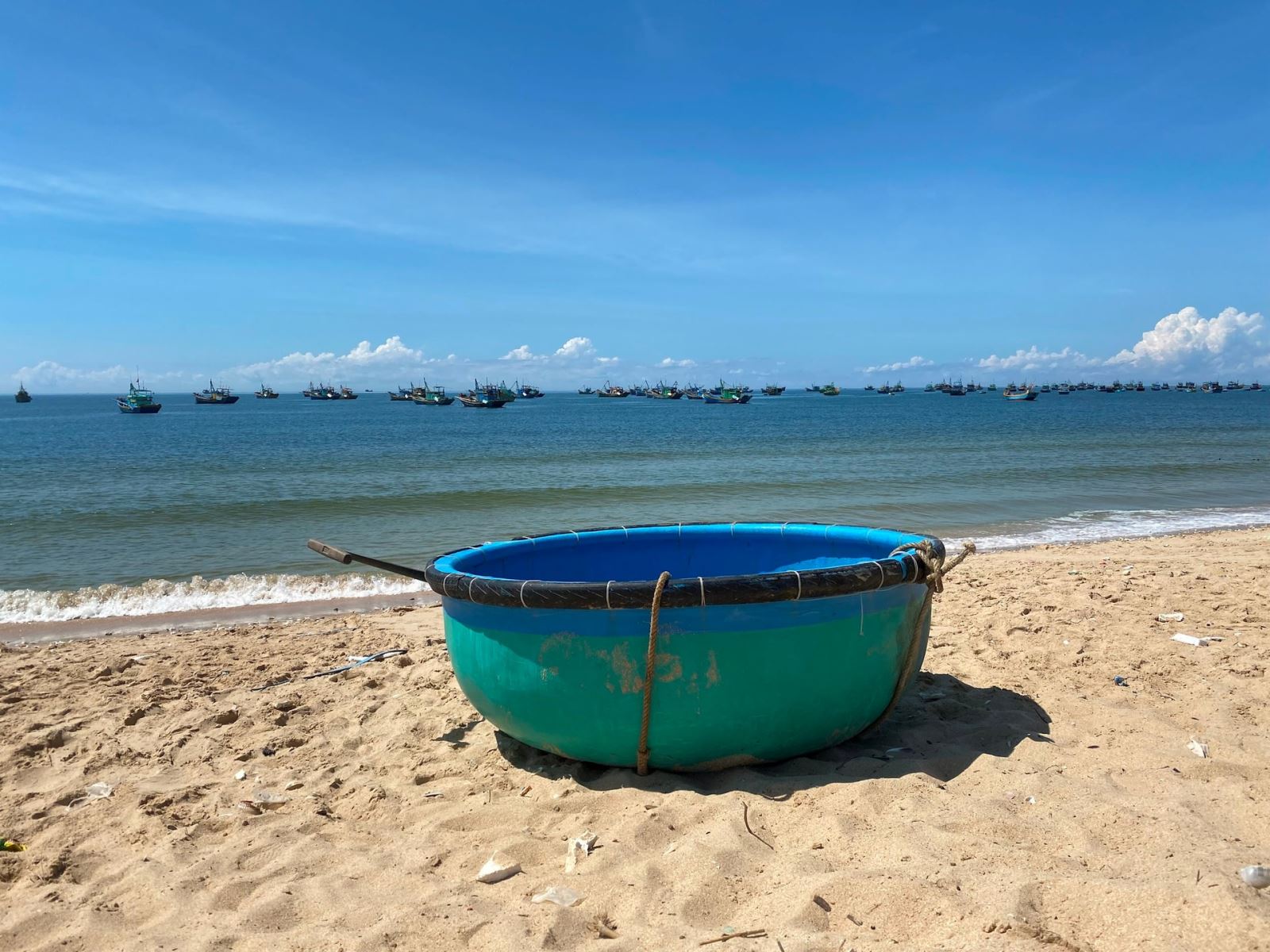 Nghỉ ngơi trên bờ cát.