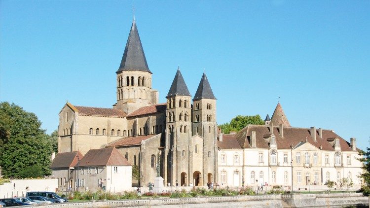 Đền thánh Thánh Tâm ở Paray-le-Monial (© Sanctuaire du Sacré-Cœur)