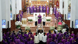 Thánh lễ an táng Đức cố Giám mục Lô-ren-sô Chu Văn Minh: Vị mục tử trọn đời tín trung