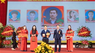 Tuyên Quang biểu dương 300 điển hình tiên tiến đồng bào dân tộc thiểu số