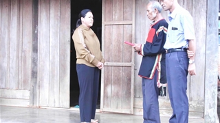 Những người có uy tín ở buôn làng