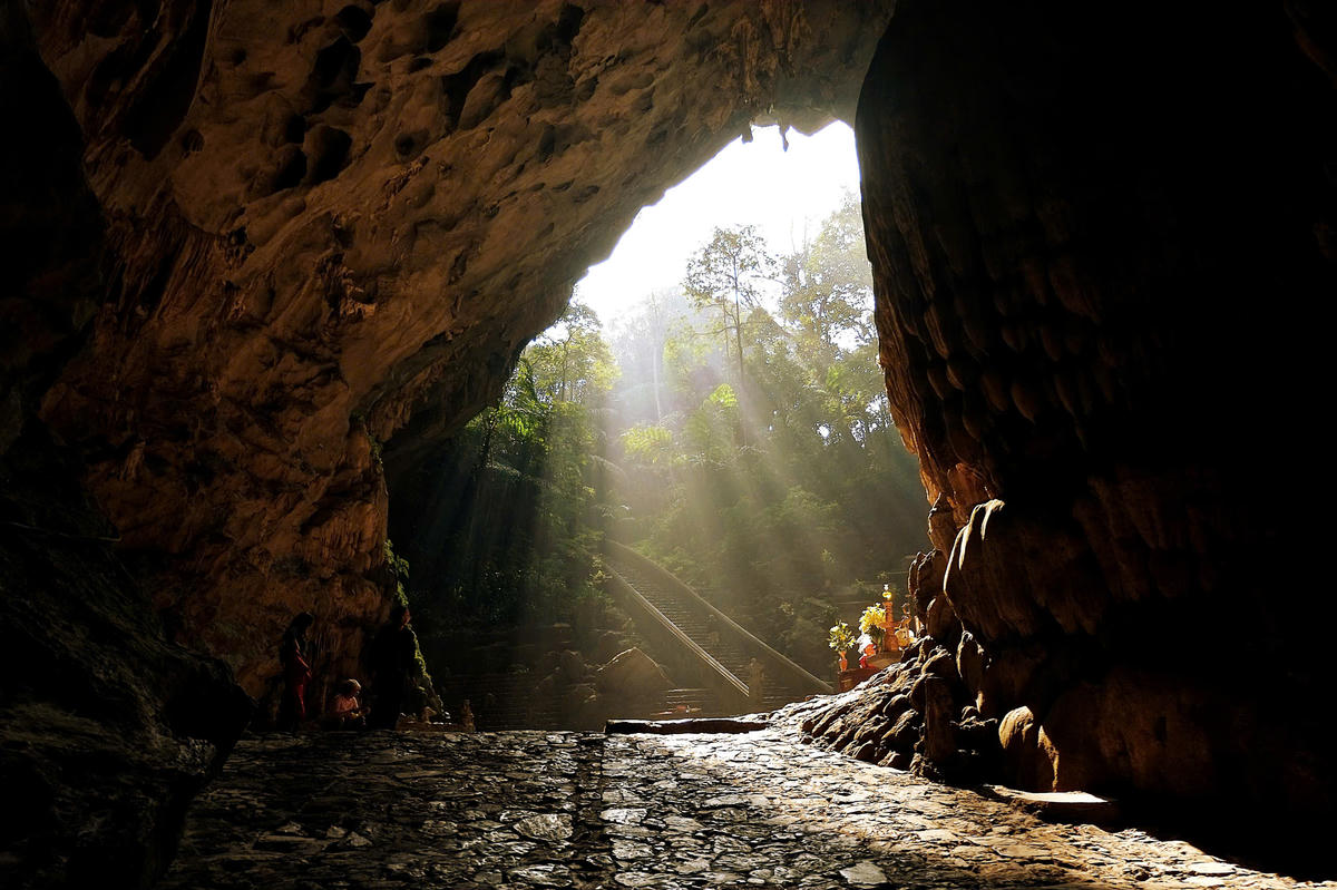 Vẻ đẹp của động Hương Tích. Ảnh: P. Sỹ
