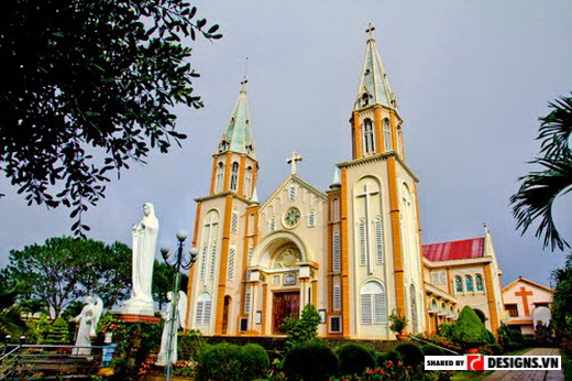 Nhà thờ Tân Hóa - Bảo Lộc, Lâm Đồng