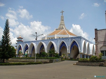 Nhà thờ Bảo Lộc - Lâm Đồng