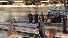 Khi nghệ thuật bước ra phố