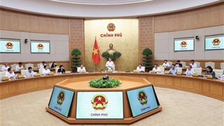 Chính phủ chỉ đạo tập trung tháo gỡ điểm nghẽn, thúc đẩy tăng trưởng kinh tế “hai con số”