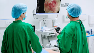 Mắc ung thư giai đoạn muộn do chủ quan các cảnh báo ở đường tiêu hóa