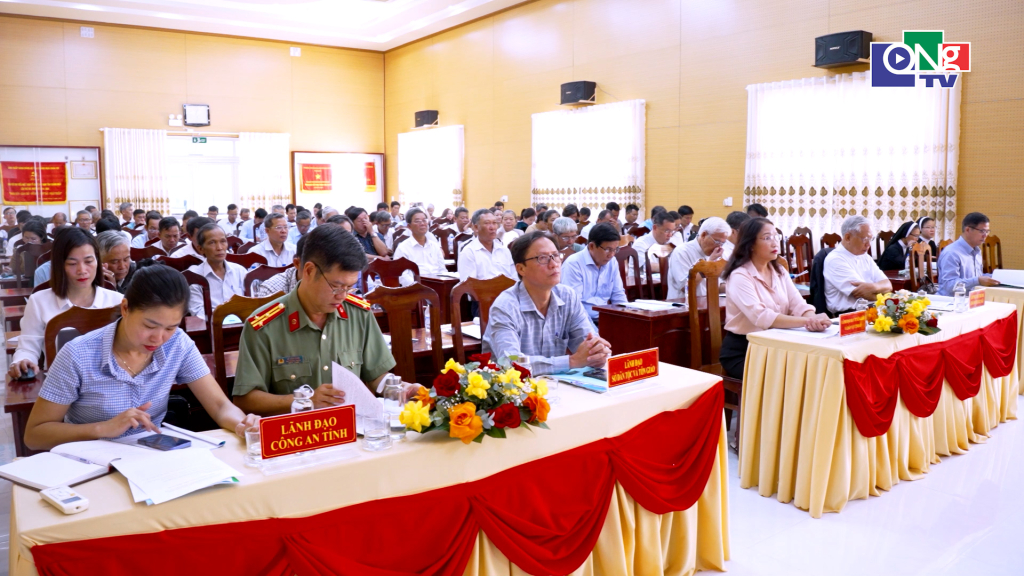 Quang cảnh hội nghị.